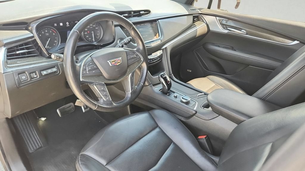2022 Cadillac XT5 AWD Sport