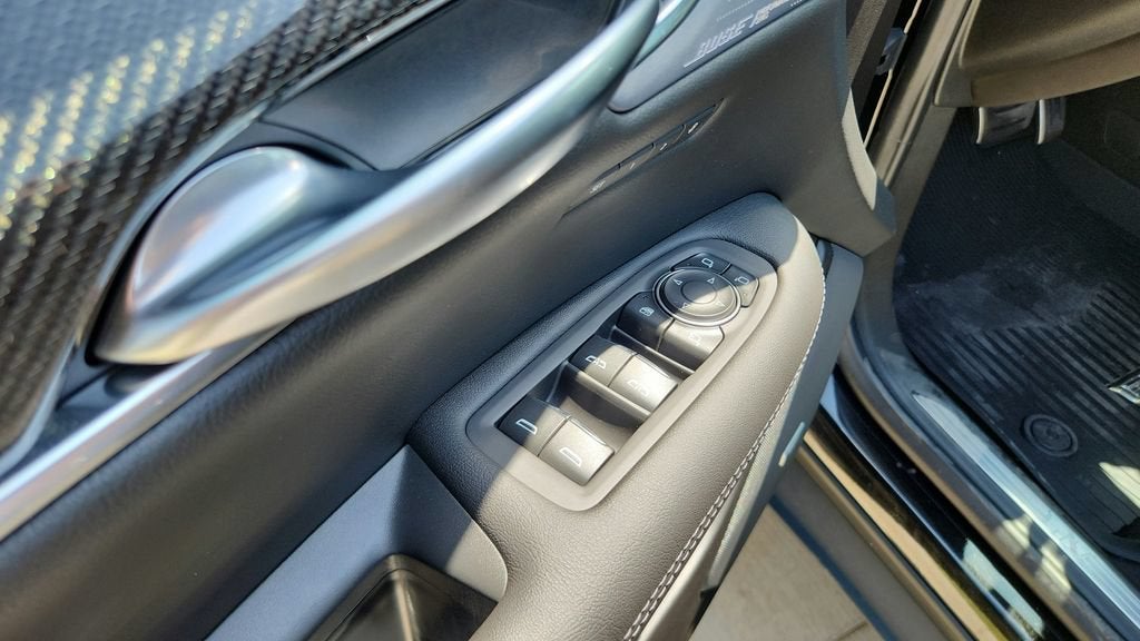 2026 Cadillac XT5 Sport