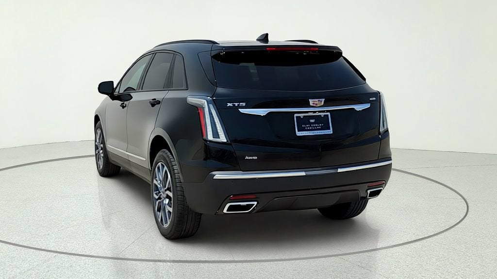 2026 Cadillac XT5 Sport