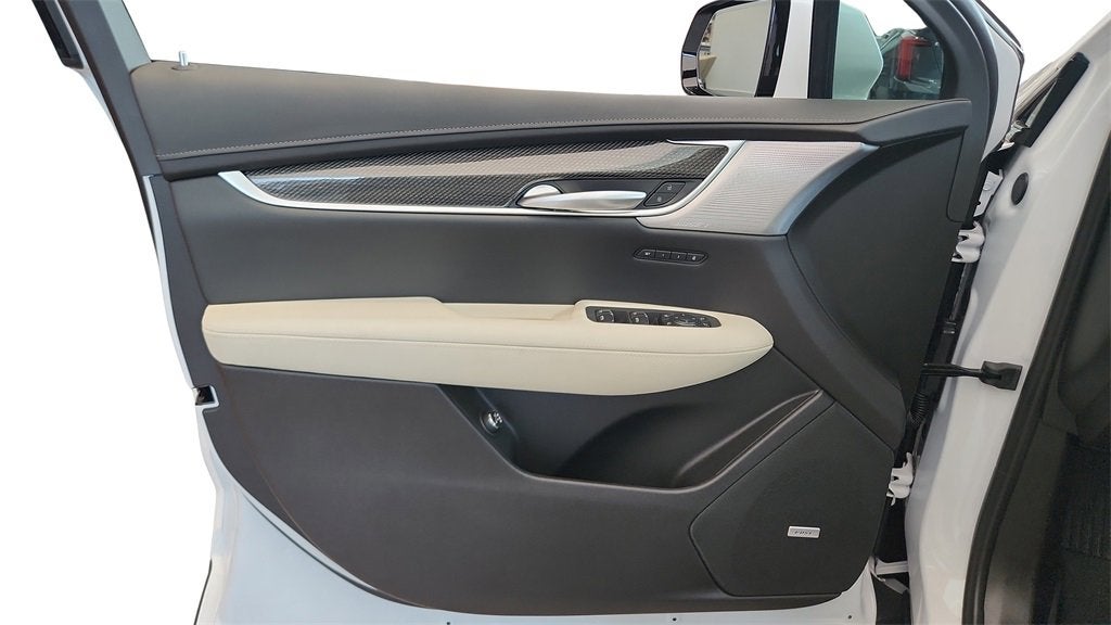 2026 Cadillac XT5 Sport