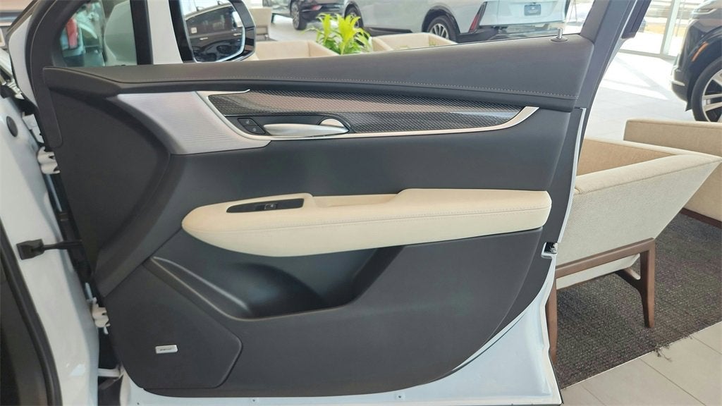 2026 Cadillac XT5 Sport