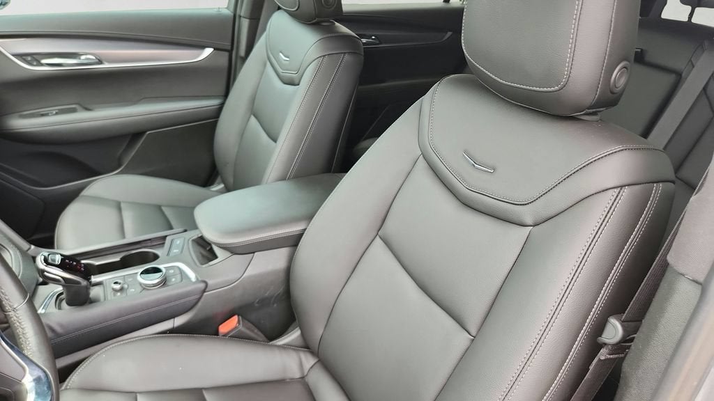 2024 Cadillac XT6 Luxury