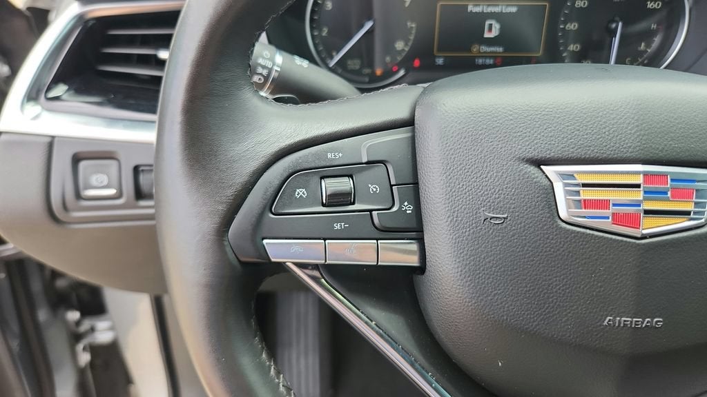 2024 Cadillac XT6 Luxury