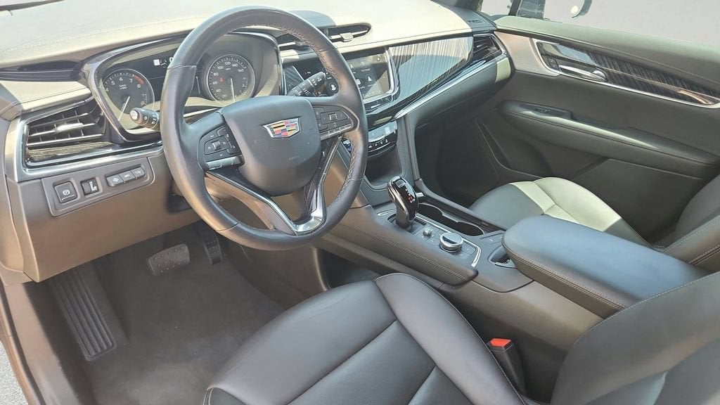 2024 Cadillac XT6 Premium Luxury