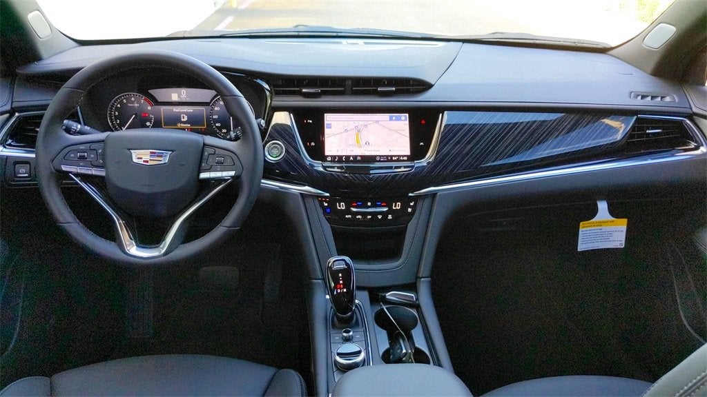 2025 Cadillac XT6 Premium Luxury