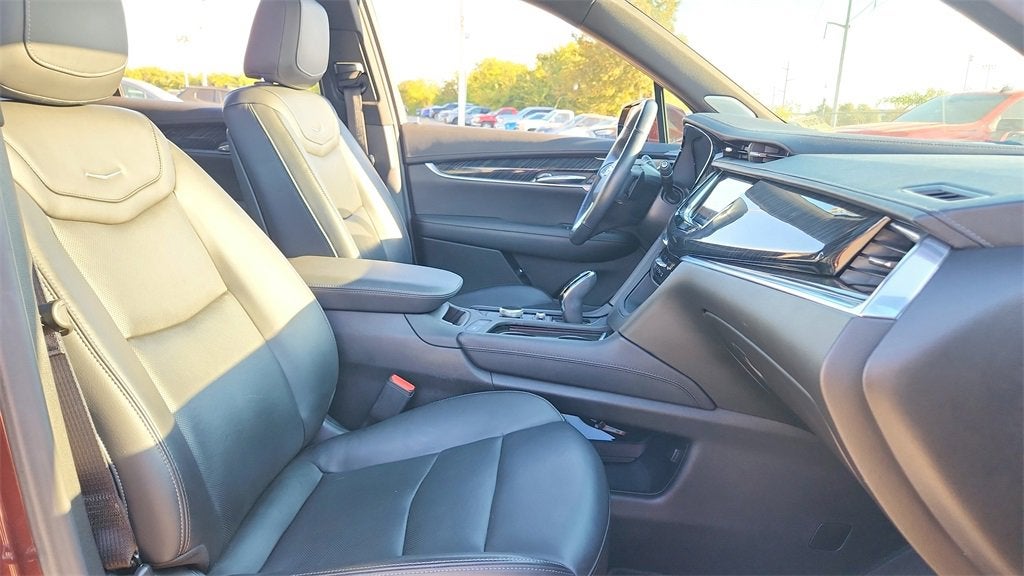 2022 Cadillac XT6 Premium Luxury