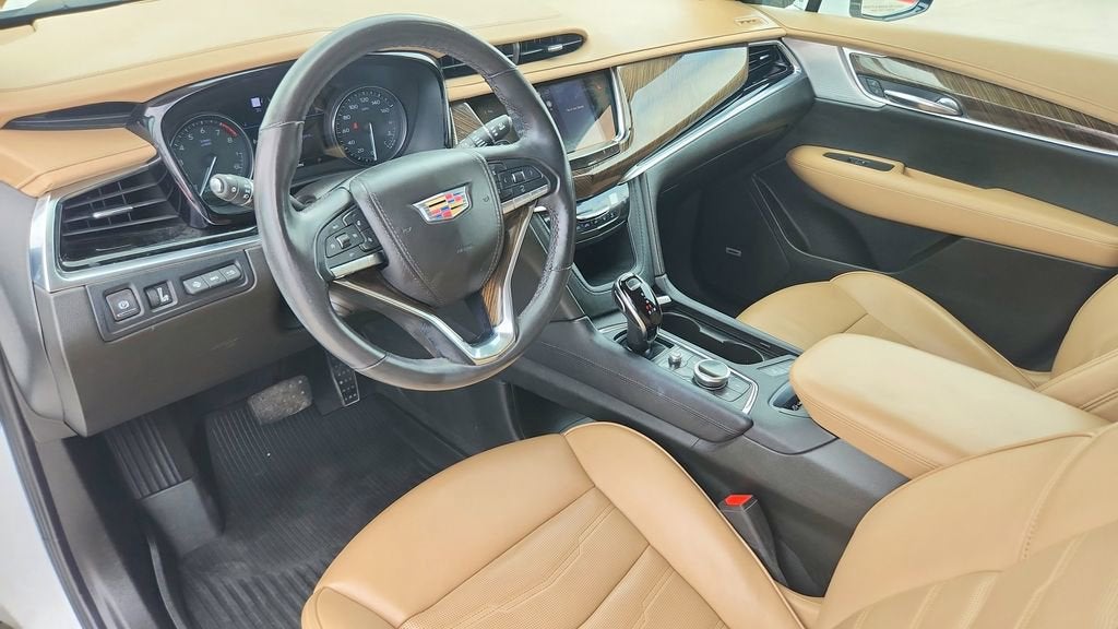 2023 Cadillac XT6 Premium Luxury