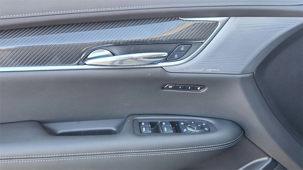 2025 Cadillac XT6 Sport