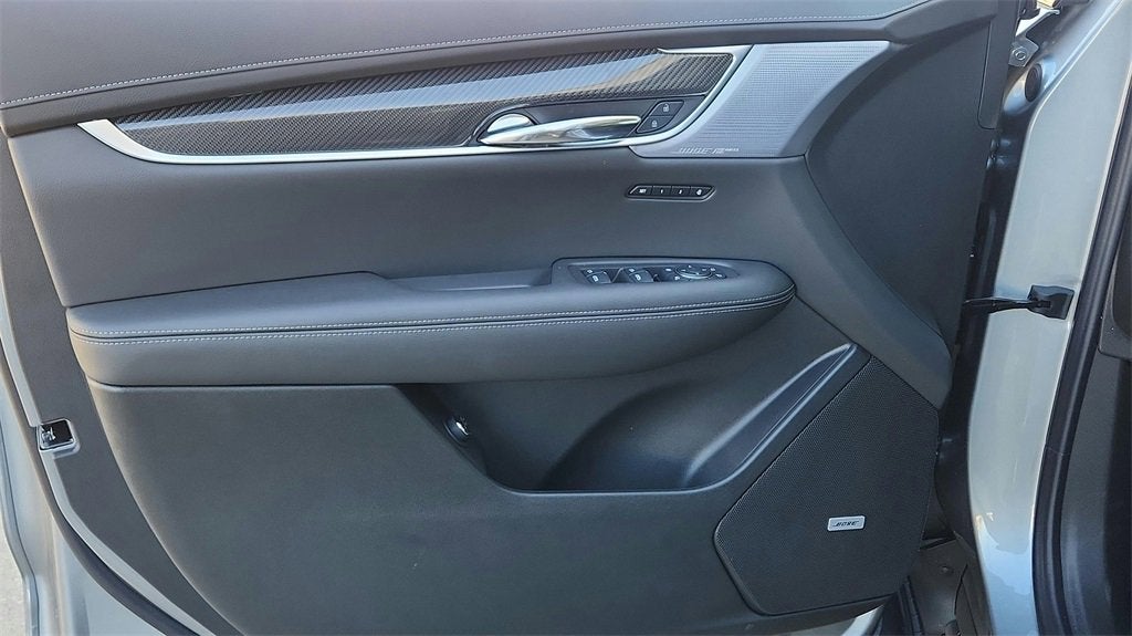 2025 Cadillac XT6 Sport