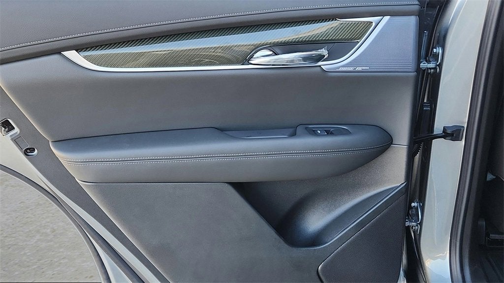 2025 Cadillac XT6 Sport