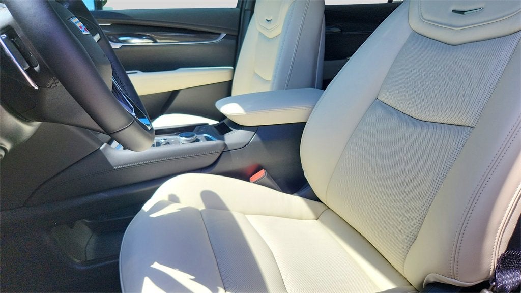 2025 Cadillac XT6 Sport