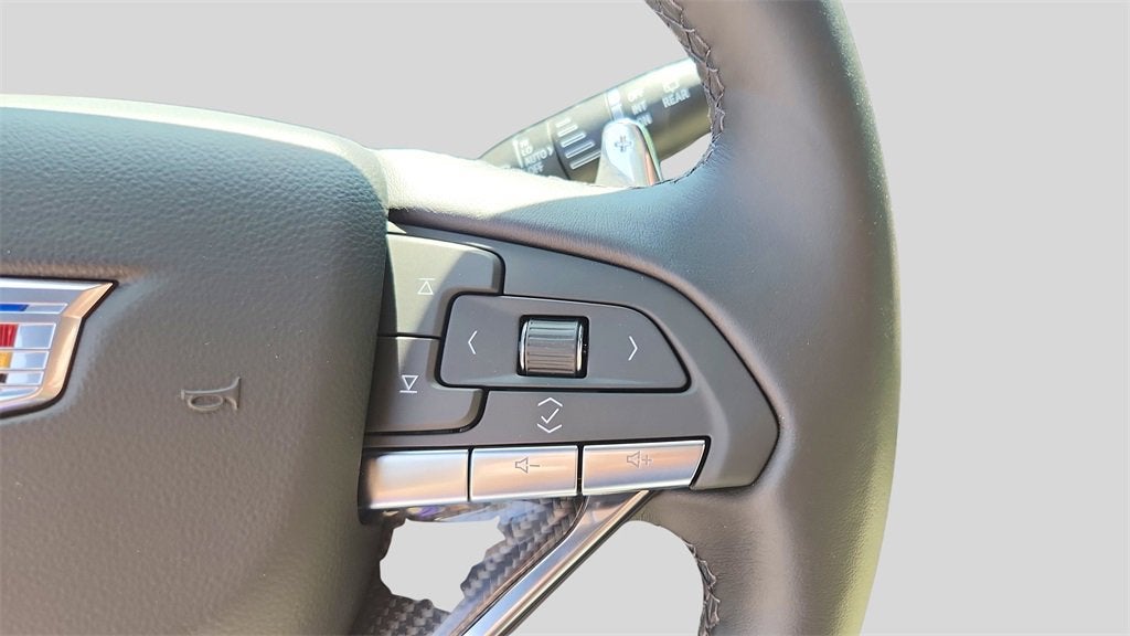 2025 Cadillac XT6 Sport