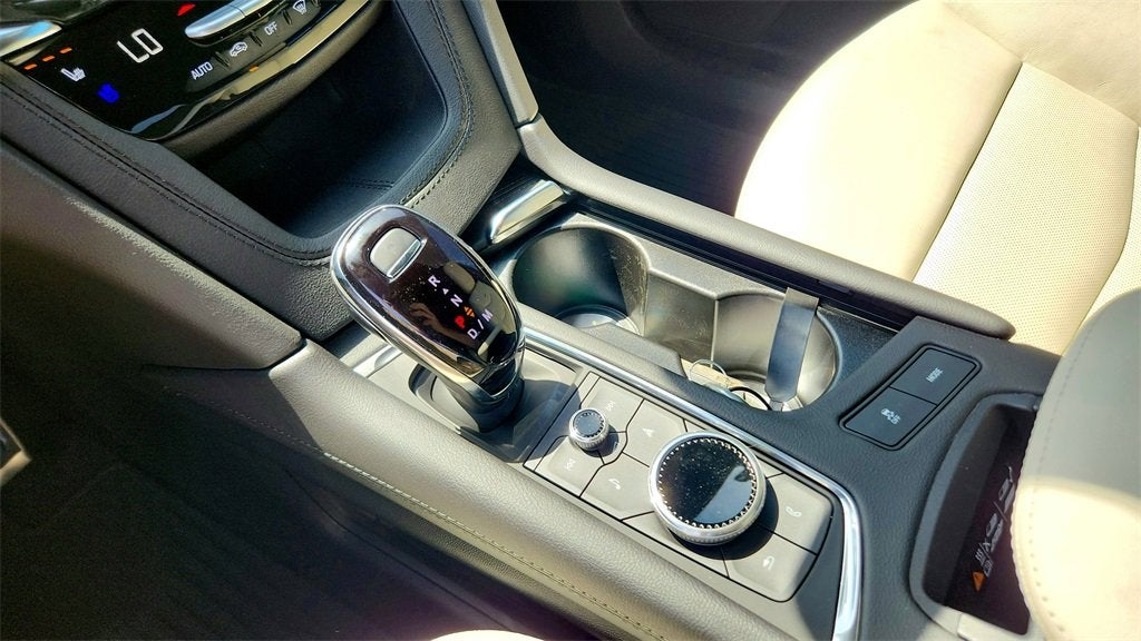 2025 Cadillac XT6 Sport