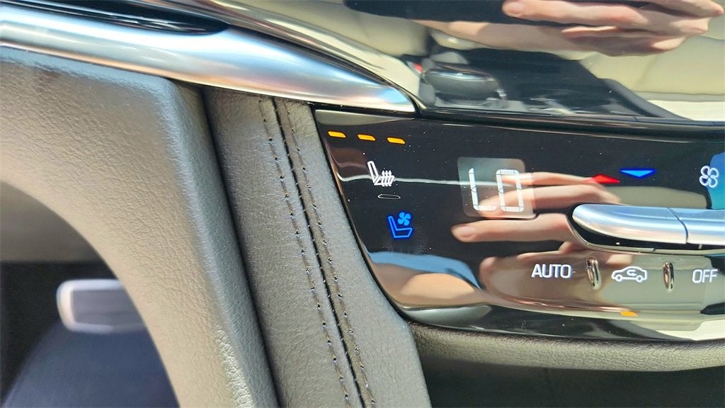 2025 Cadillac XT6 Sport