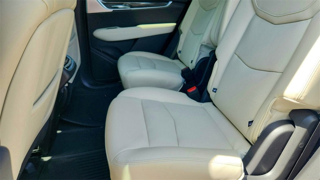 2025 Cadillac XT6 Sport