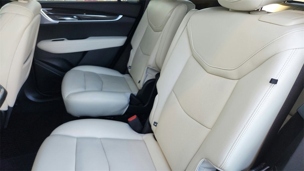 2025 Cadillac XT6 Sport