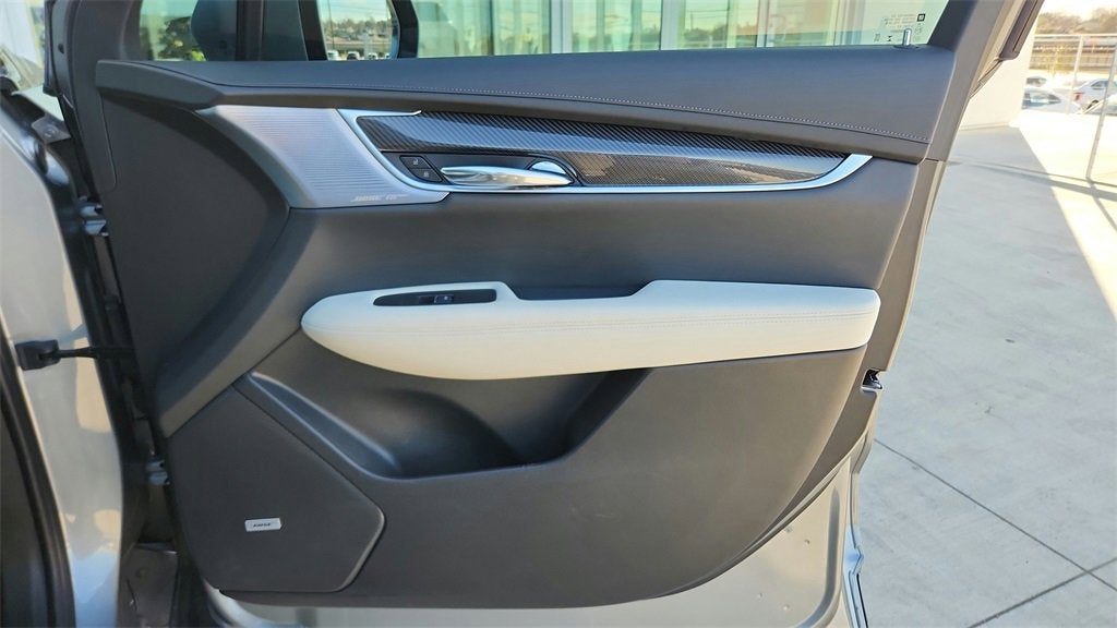 2025 Cadillac XT6 Sport