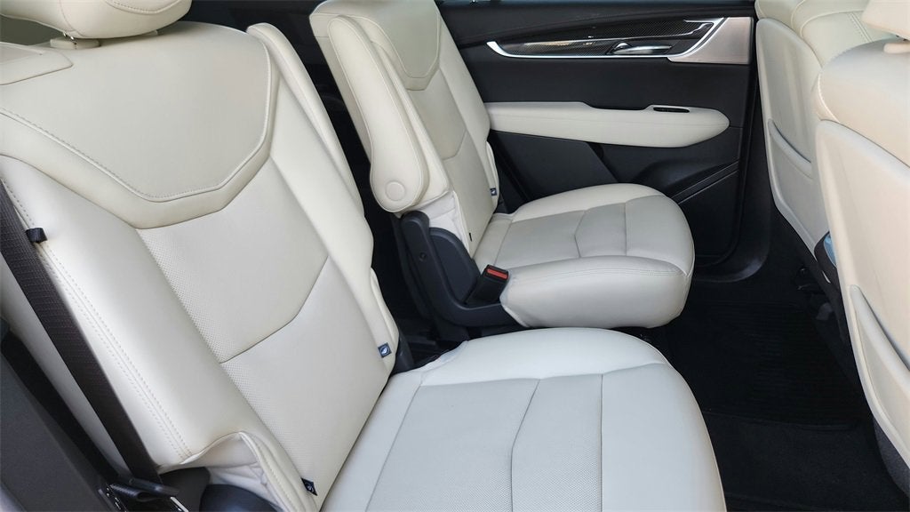 2025 Cadillac XT6 Sport