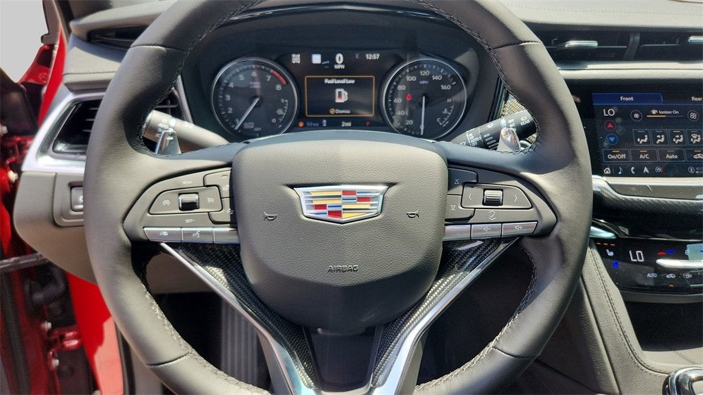 2025 Cadillac XT6 Sport