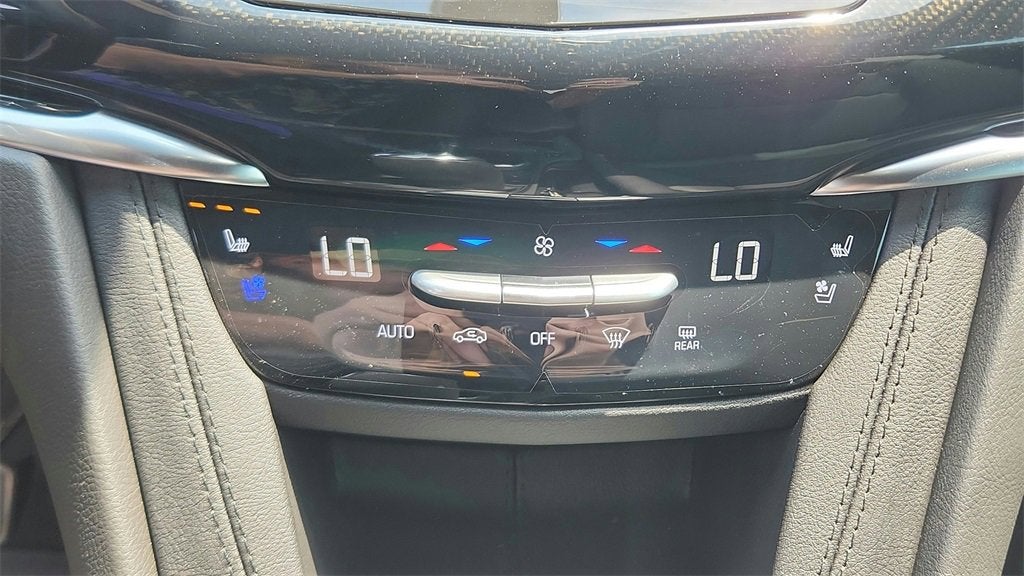 2025 Cadillac XT6 Sport