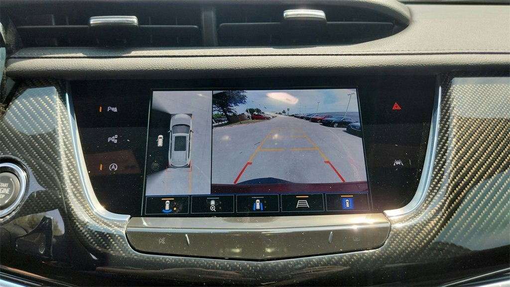 2025 Cadillac XT6 Sport