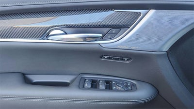 2025 Cadillac XT6 Sport