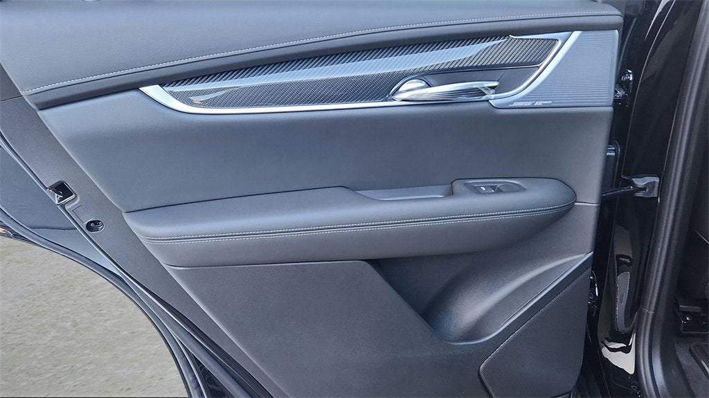 2025 Cadillac XT6 Sport