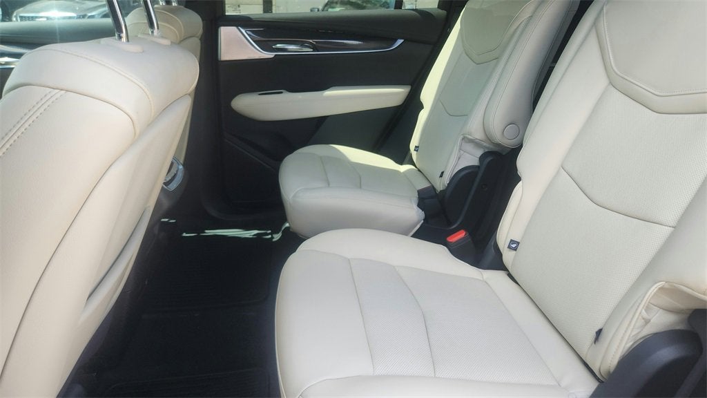 2025 Cadillac XT6 Sport