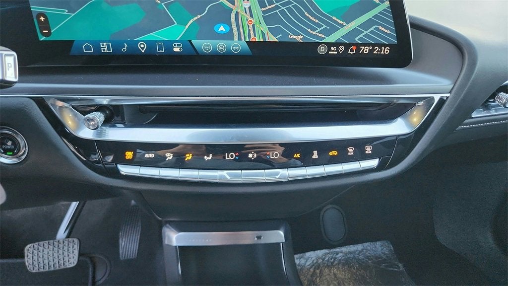 2024 Cadillac LYRIQ Tech