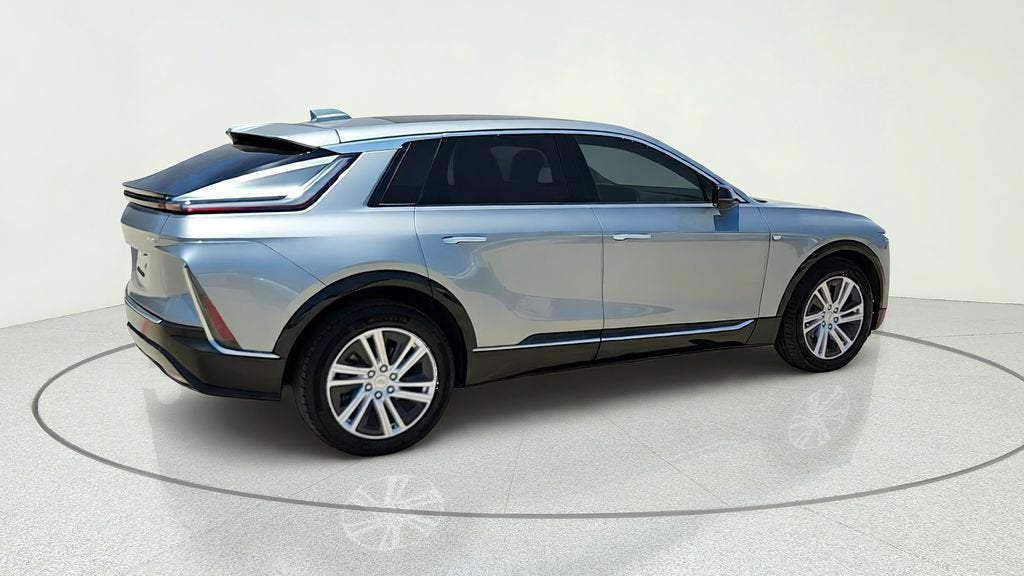 2024 Cadillac LYRIQ Tech