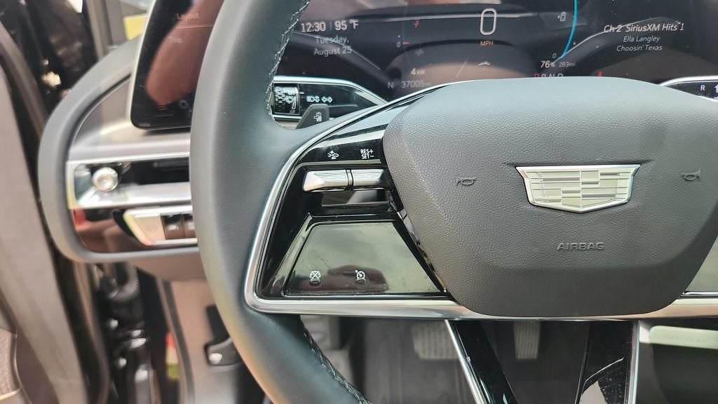 2024 Cadillac LYRIQ Tech