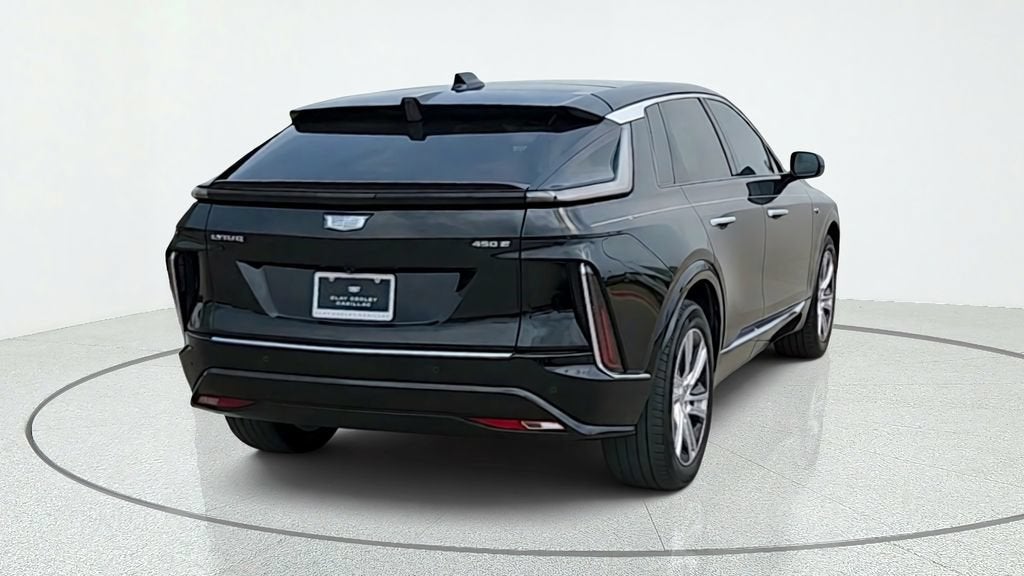 2024 Cadillac LYRIQ Tech