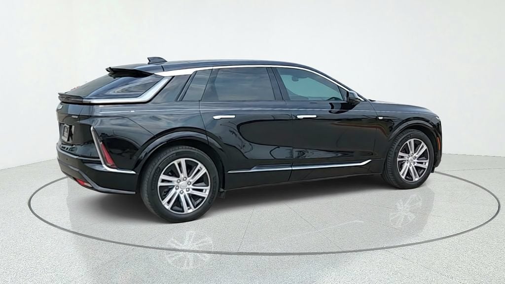 2024 Cadillac LYRIQ Tech