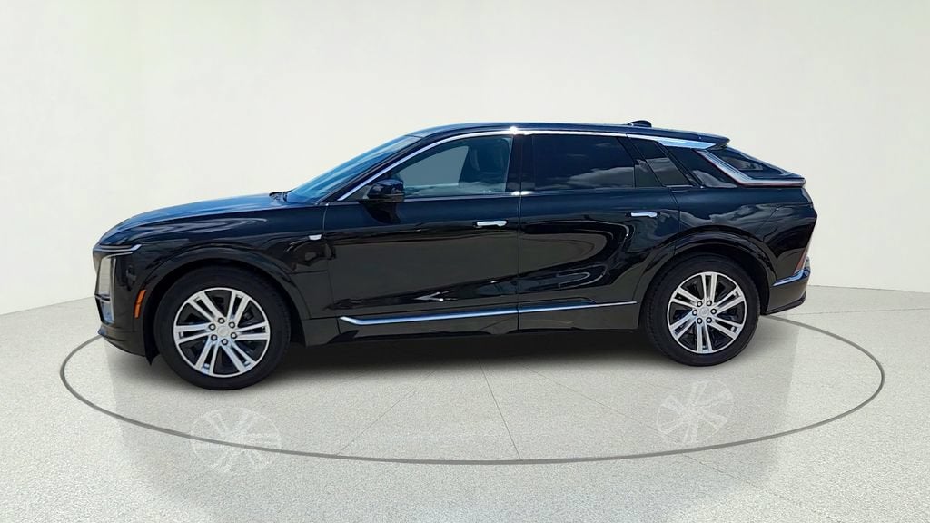 2024 Cadillac LYRIQ Tech