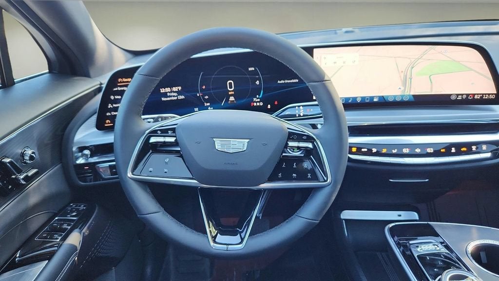 2025 Cadillac LYRIQ Luxury 1
