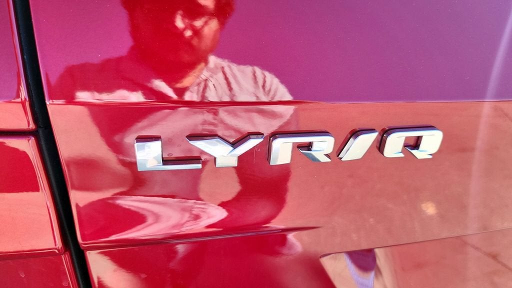 2025 Cadillac LYRIQ Luxury 1