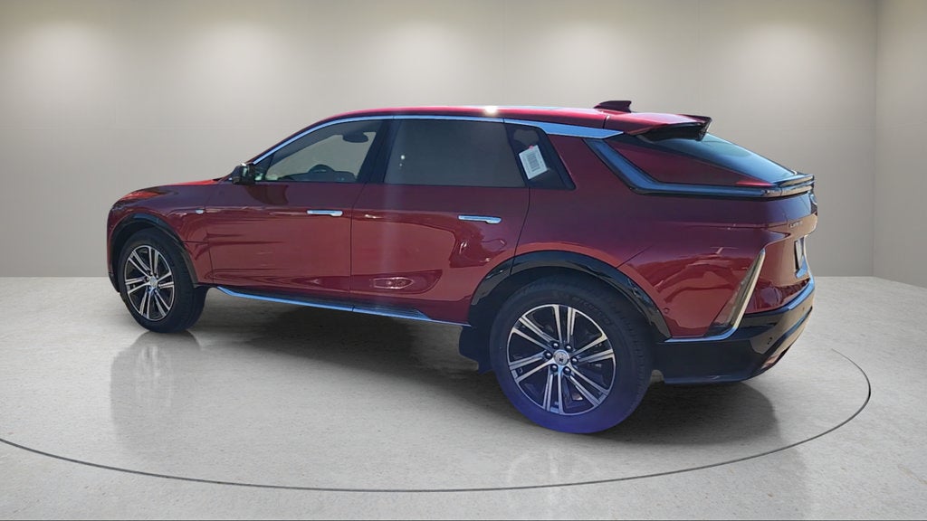 2025 Cadillac LYRIQ Luxury 1