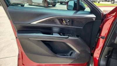 2025 Cadillac LYRIQ Luxury 1