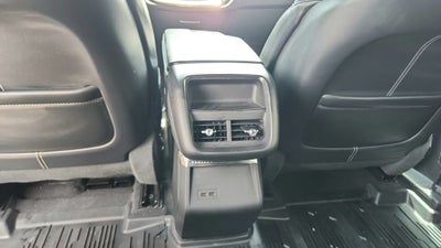 2025 Cadillac LYRIQ Luxury 1