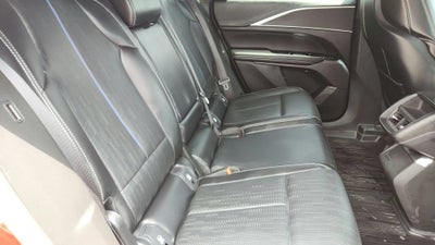 2025 Cadillac LYRIQ Luxury 1