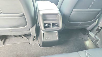 2024 Cadillac LYRIQ Luxury 1