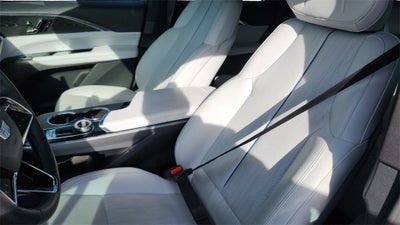 2024 Cadillac LYRIQ Luxury 1