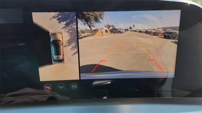 2025 Cadillac LYRIQ Luxury 2