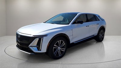 2025 Cadillac LYRIQ Luxury 2