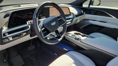2025 Cadillac LYRIQ Luxury 2