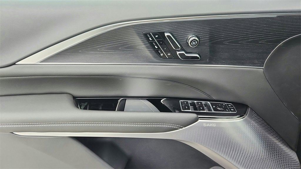 2026 Cadillac LYRIQ Premium Luxury