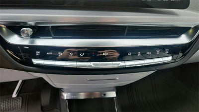 2026 Cadillac LYRIQ Premium Luxury