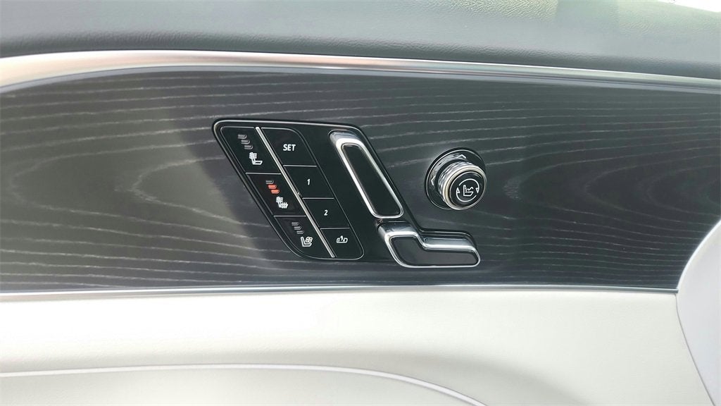 2026 Cadillac LYRIQ Premium Luxury