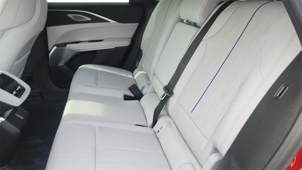 2026 Cadillac LYRIQ Premium Luxury