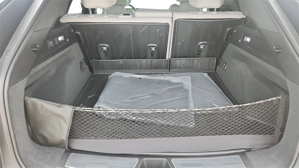 2026 Cadillac LYRIQ Premium Luxury